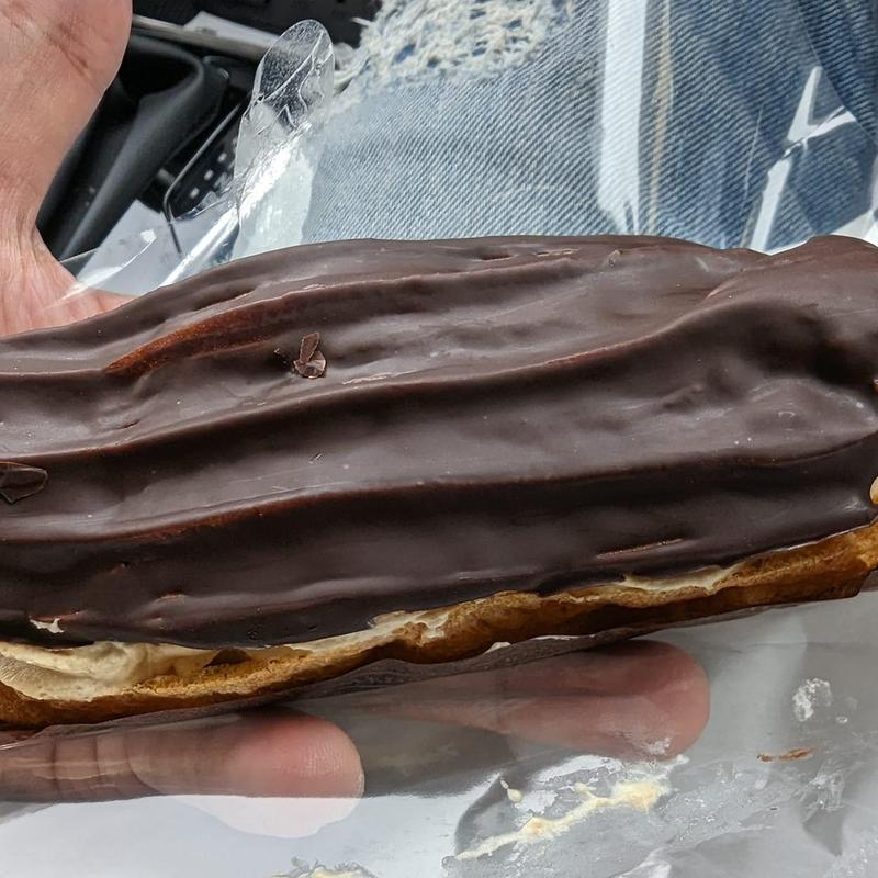 エクレア(Pastry & Bakery kau kau)