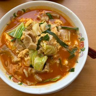 豚辛ラーメン(餃子の王将 中環巨摩橋店)