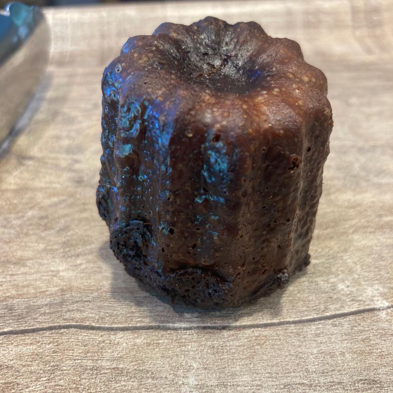 カヌレ(THE STANDARD BAKERS)