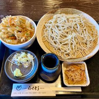 かき揚げ丼＋皿そば普通盛(そば匠ふくろう関谷店)