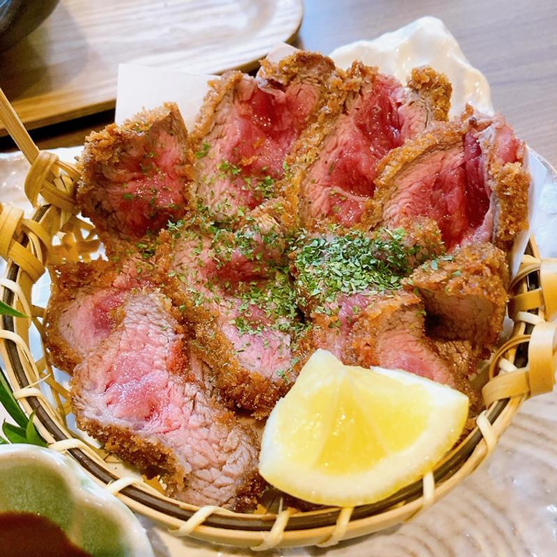 ビーフカツレツ（ビーフカツレツ&ビーフハンバーグセット）(旬の肉ダイニング exe9tive（エグゼクティブ）)