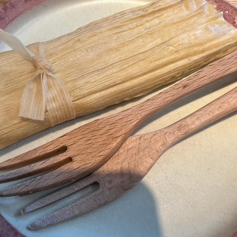 鶏肉のタマレス(Los Tacos Azules)