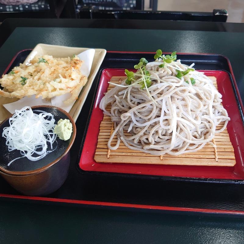 すずしろそば＋大盛り＋かき揚げ1枚(あけのアグリショップ　観音そば )
