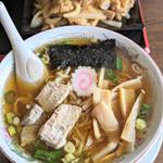 ラーメン ホルモン炒め＋半ライス