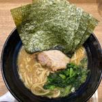 濃厚豚骨醤油ラーメン　海苔増し