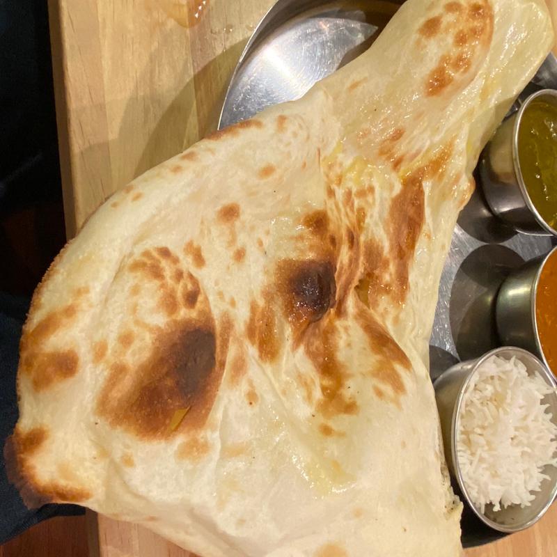 ナン(サウリャ アジアンダイニング＆バー)