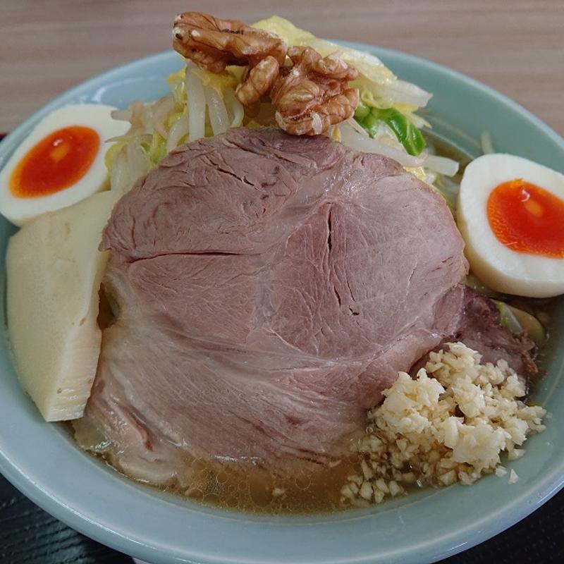 野菜小盛 ＋ ニンニク(ラーメンあや 2号店)