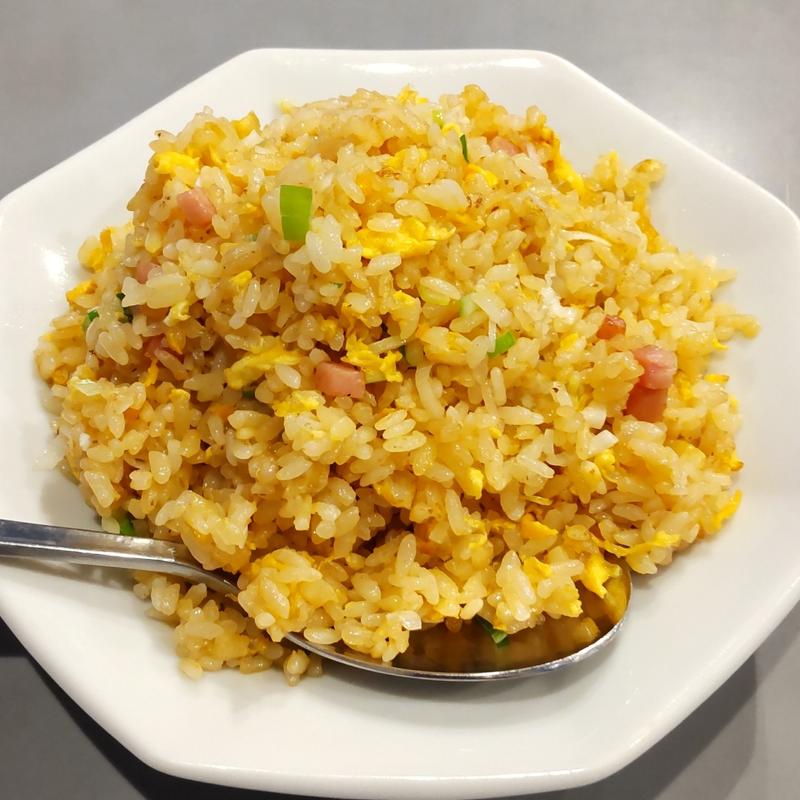 五目チャーハン(中国料理 天華)