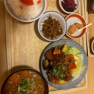 鶏の唐揚げ香味ダレ定食(さち福や イオンモール常滑店)