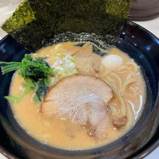 味噌豚骨ラーメン(ゴル麺。横浜本店)