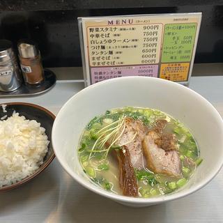 白しょうゆラーメン(細麺)