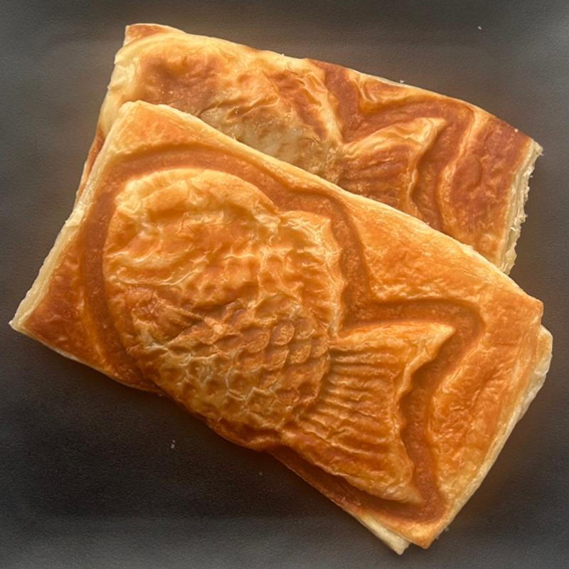 クロワッサンたい焼き(PAKU-PAKU)