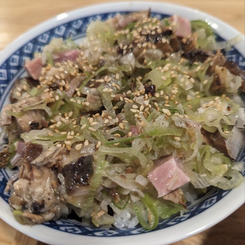 ネギ塩チャーシュー丼(中華そば 肴 yamago(ヤマゴ))