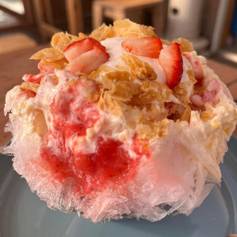 いちごカスタードミルフィーユ(しあわせ かき氷店)