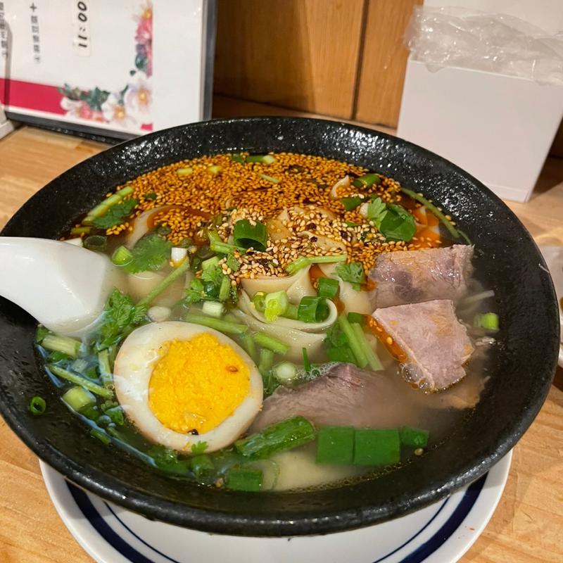 牛肉麺　平麺(一品居 蘭州牛肉麺)