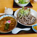 牛すじ油つけ蕎麦(そば処 あじこば )