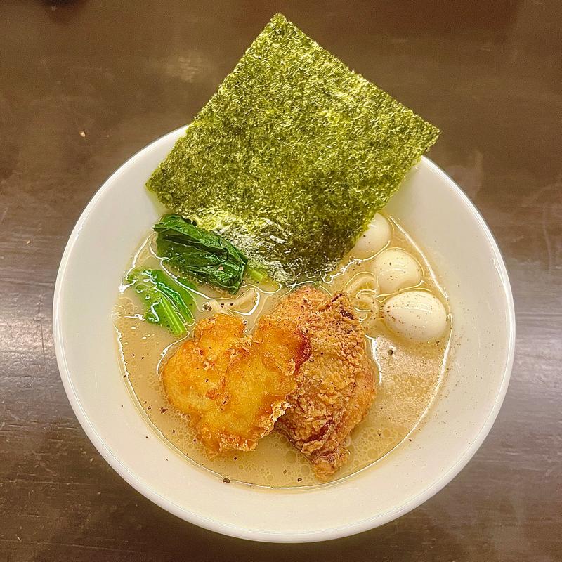 鶏白湯ラーメン(限定)(博多とんこつ 豚の足跡)