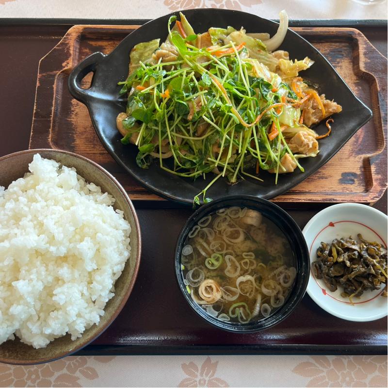 鳥もつスタミナ陶板焼き(松島国際カントリークラブ )