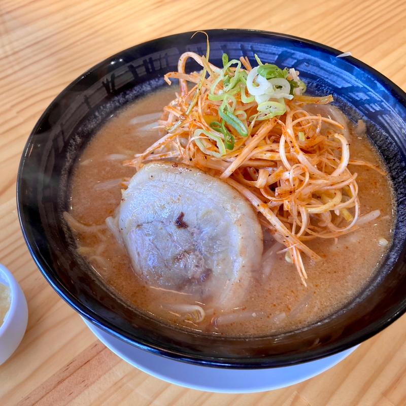 辛ネギ味噌ラーメン(北海道ラーメン・手作り餃子 かすが堂)
