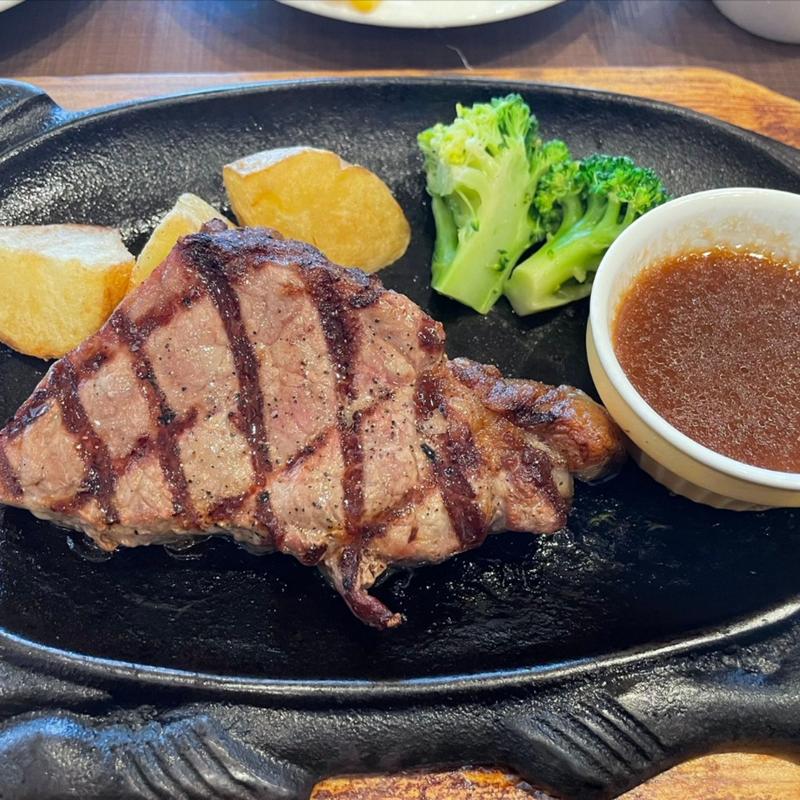 Horiday Lunch Menu サーロインステーキ150g(ステーキハウス フォルクス 豊洲店)