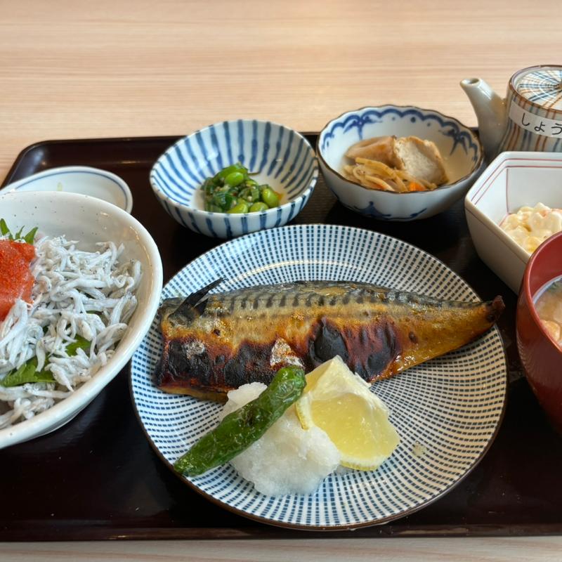 (さち福やCAFÉ イーアス沖縄豊崎店)