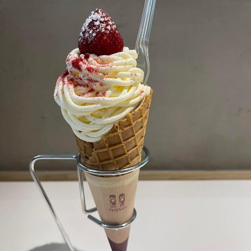 チーズモンブランソフト(シルクレーム 阪急三番街店)