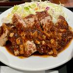 トンテキ定食ライス大盛り