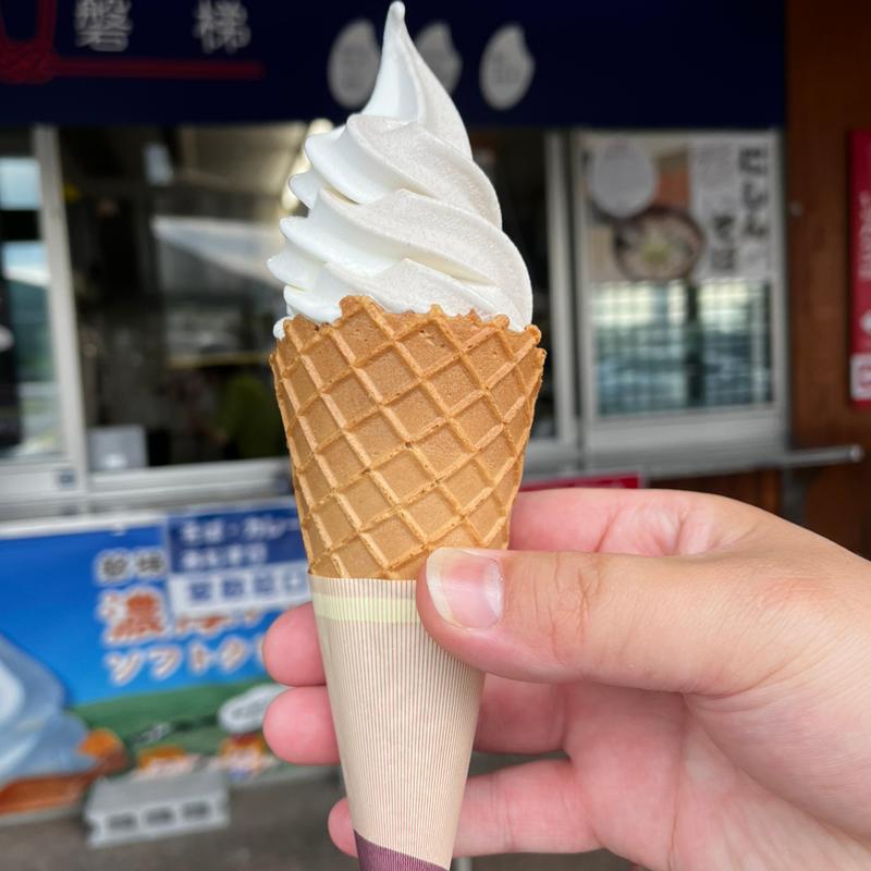 バニラ・そばソフトクリーム(道の駅裏磐梯 )