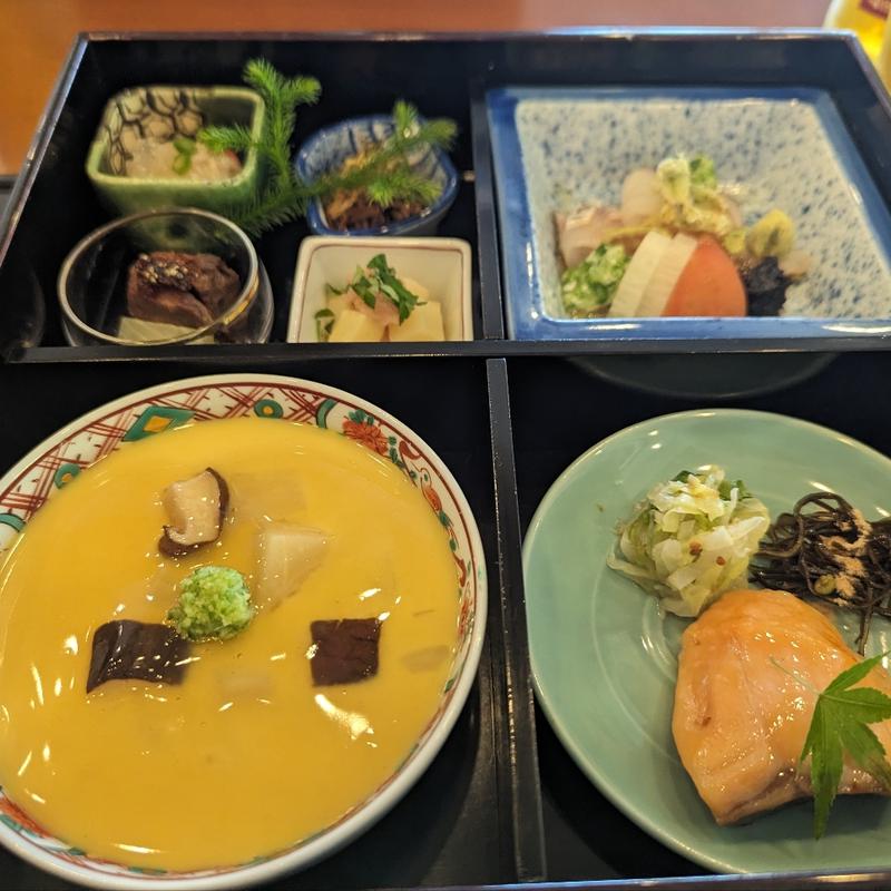 松花堂弁当(京都 吉兆 松花堂店 （きっちょう）)