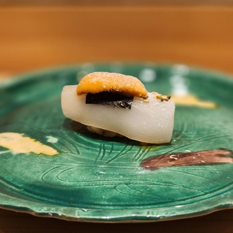 握り 剣先イカ 雲丹(鮨処 池上)