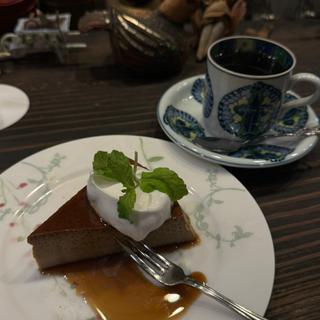 黒蜜プリン(茶亭 羽當 渋谷店)