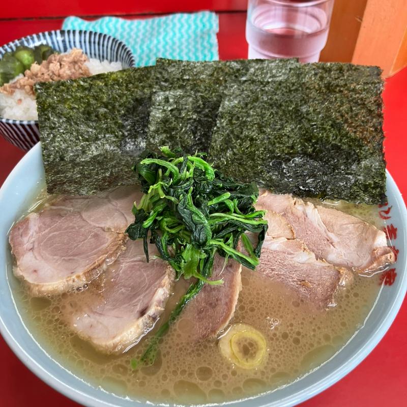 チャーシューメン(横浜ラーメン末広家)