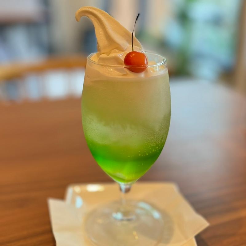 クリームソーダ(SWING BY CAFE)