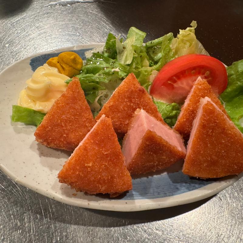 特大ハムカツ(やきとり酒蔵 庄助本店)