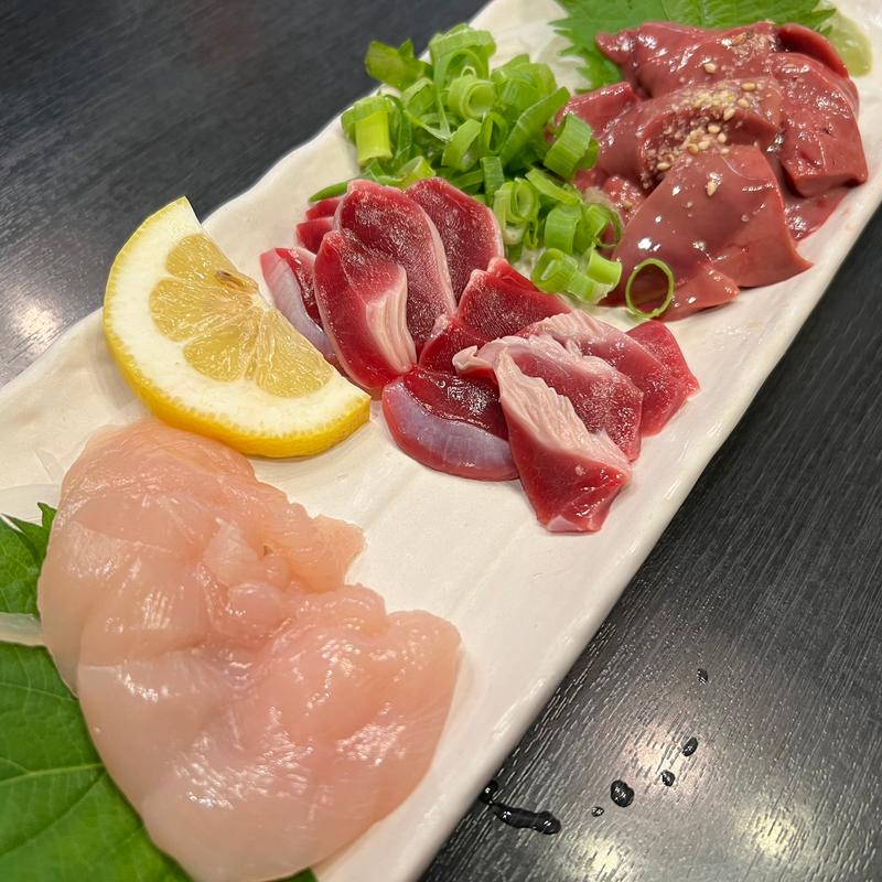 おまかせ造り盛り3種盛り(焼鳥でめきん)