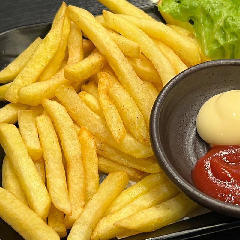 ポテトフライ(焼鳥でめきん)