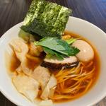 醤油ら〜麺(ら〜麺 どらせな)