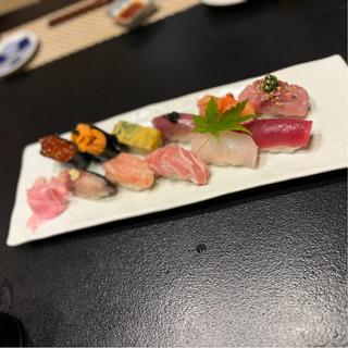 (鮨かわ田)