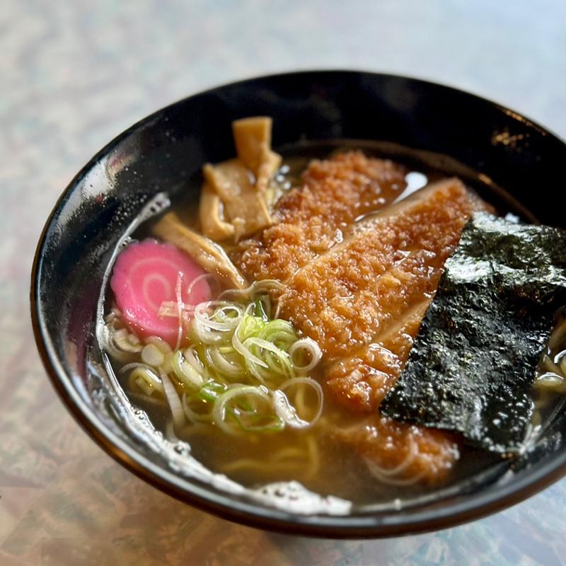 醤油とんかつラーメン(かねき食堂)