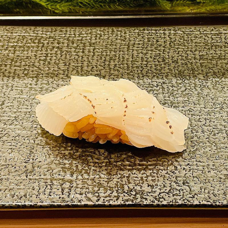本日のイカ(廻転鮨 銀座おのでら 息子渋谷店)