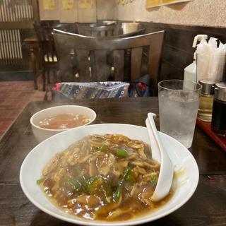 肉あんかけチャーハン(味かね)