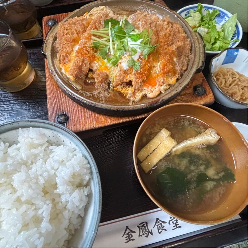 カツ煮定食(金鳳食堂)