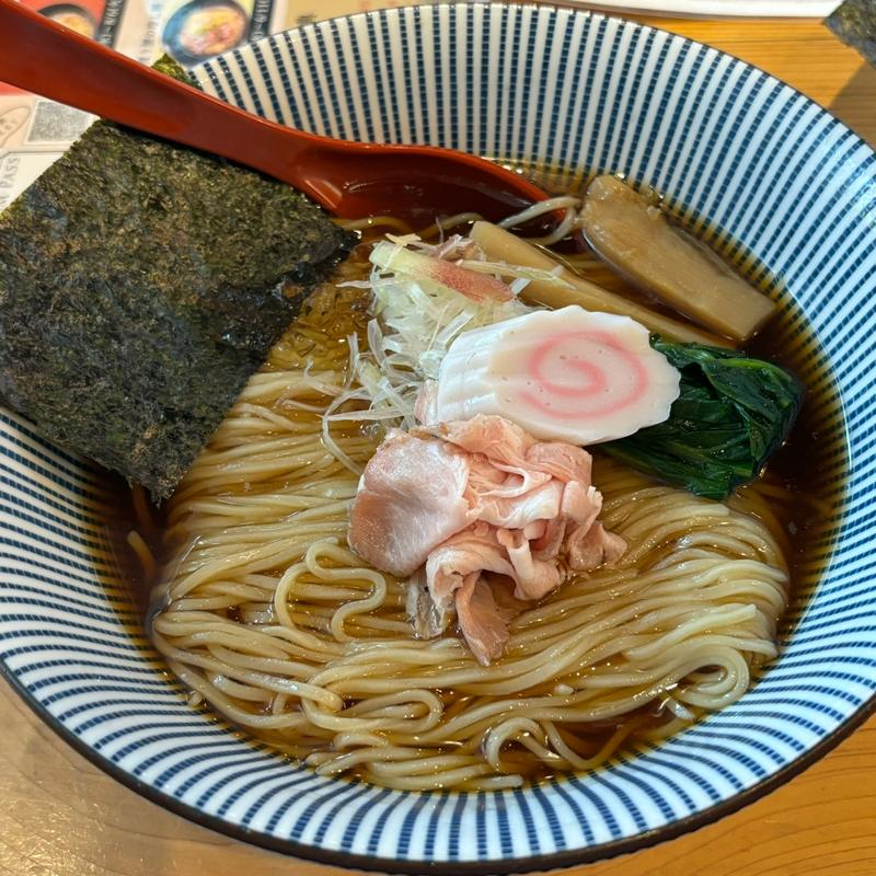 冷し生姜醤油ラーメン(焼きあご塩らー麺 たかはし 歌舞伎町店)