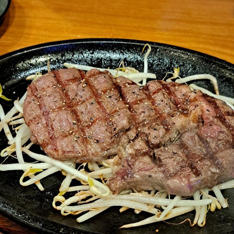 キューブロール200g(ステーキヒカル)
