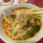 牛バラ肉刀削麺(京華樓)