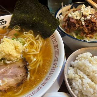 しょうがラーメン牛すじセット