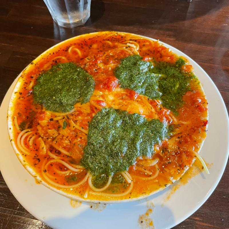 バジリコとトマト(IVO ホームズパスタ 新宿店 （イヴォホームズパスタ）)