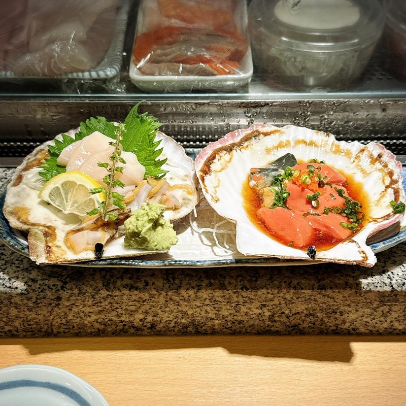 活ホタテ刺身(英鮨 渋谷店)