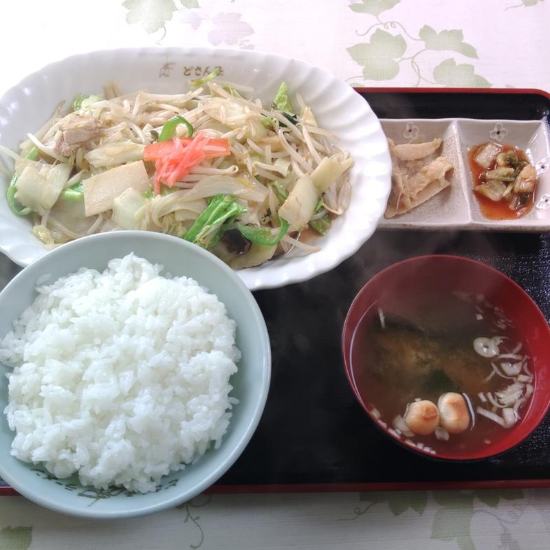 野菜炒め定食(どさん子 花泉店 )