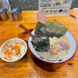 塩ラーメン、半ライス(椿　ラーメンショップ 木立店 )